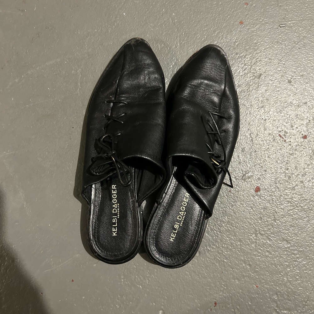 Size 7 Kelsi Dagger Black Leather Slip-On Shoes